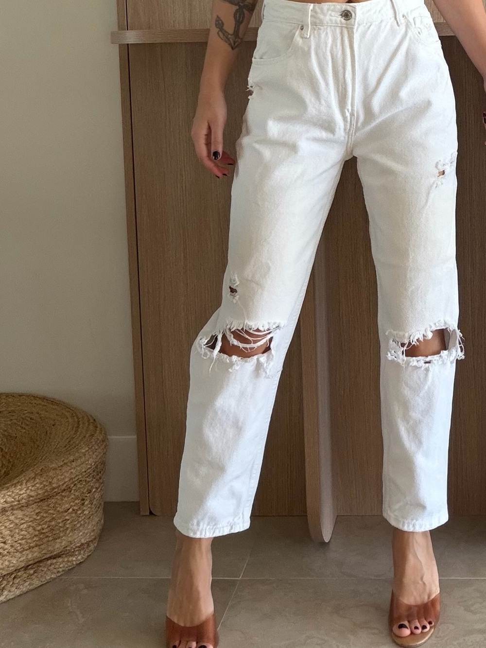Bershka White Distressed Skinny Jeans